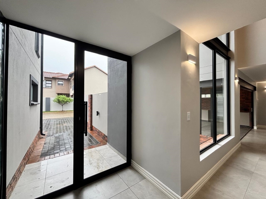 4 Bedroom Property for Sale in Grimbeeck Park North West